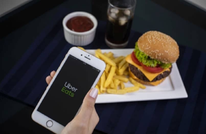 logo uber eats movil hamburguesa