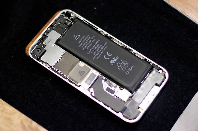 iPhone phone battery