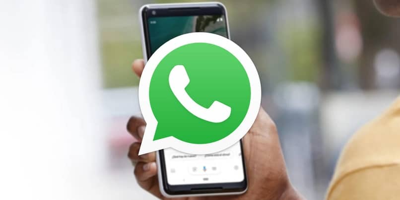 desactivar una videollamada de WhatsApp