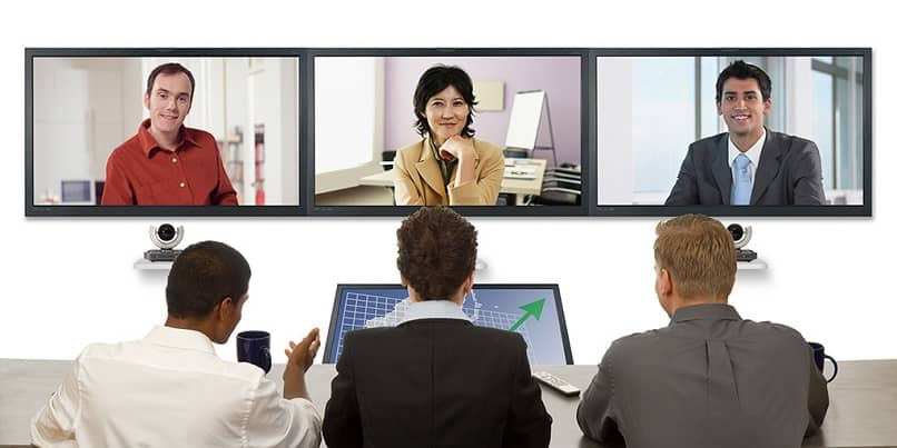videoconferencia de negocion con hangouts