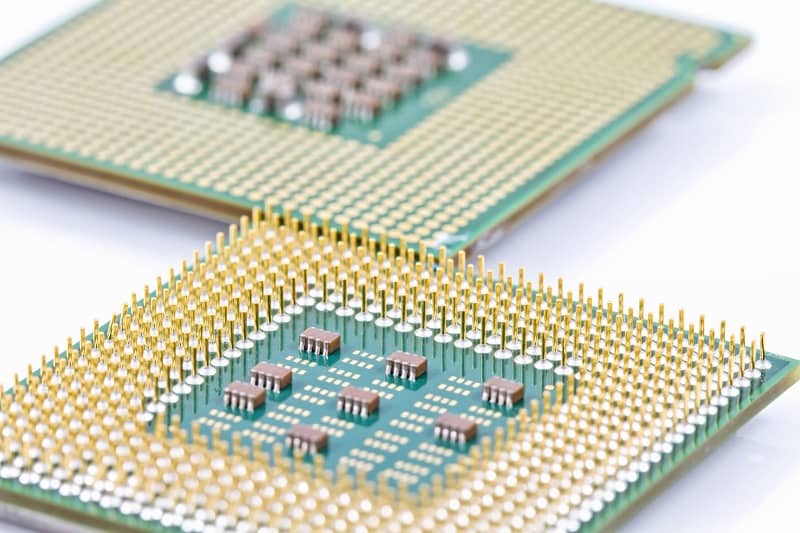 Diminutos transistores conforman microprocesador