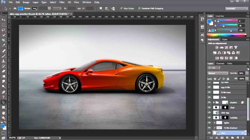 Mesa de trabajo Adobe Photoshop retoque en imagen de carro