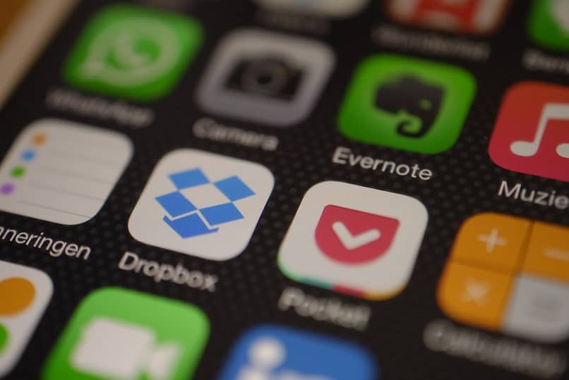 How to permanently delete a Dropbox account?  – Fast and easy