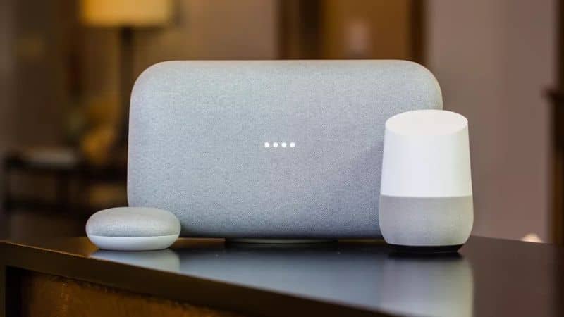 How to turn my old phone into a smart speaker - Google Home