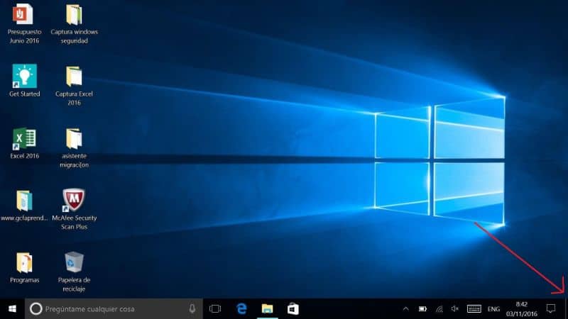 menu Aero Peek en Windows 10 fondo azul