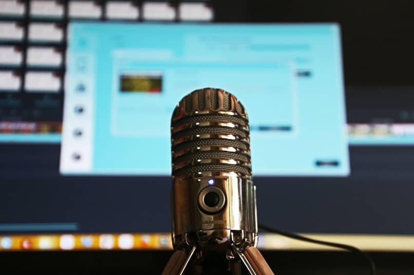 How to use my iPhone or Android phone as a microphone on my PC?