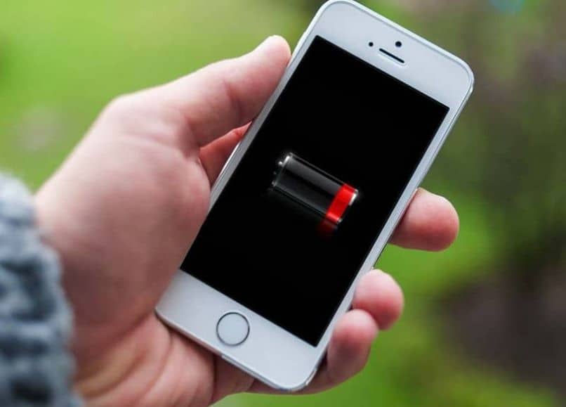 How long should I charge my iPhone for the first time?