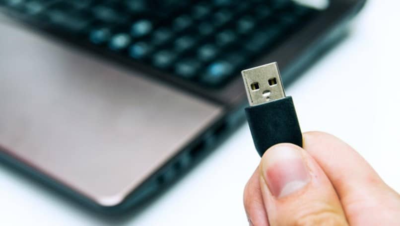 How to fix the USB device is not recognized easily