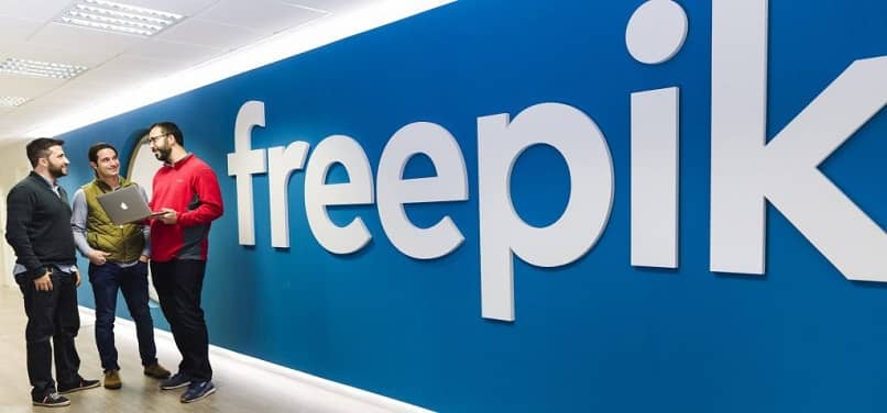 How Freepik makes money from your business An interesting story!