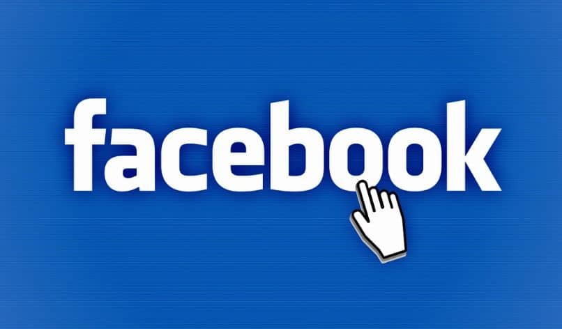 Logo de Facebook con cursor encima