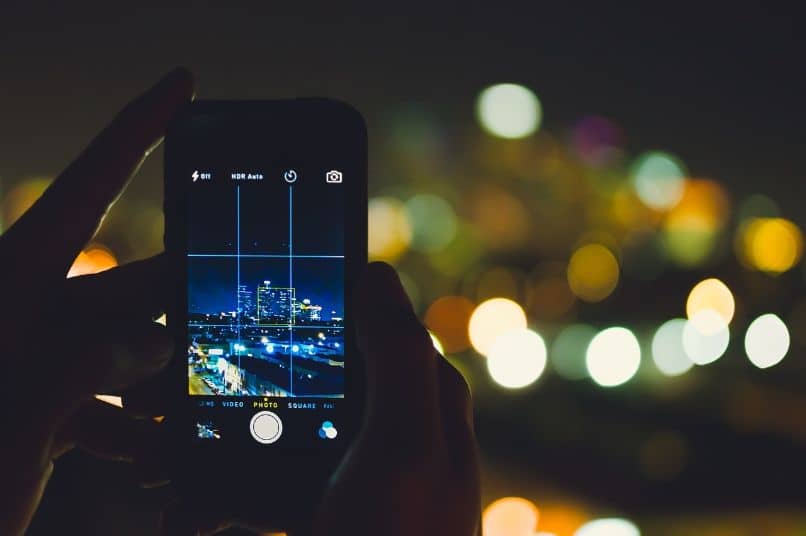Tips para tomar fotografías nocturnas con tu smartphone Motorola
