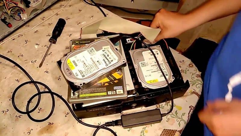 How to Change Damaged Internal Hard Drive of Classic Xbox Easily