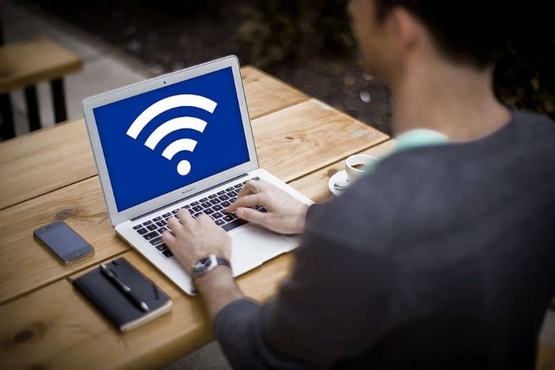 How to download and install WiFi network driver for Windows 10?