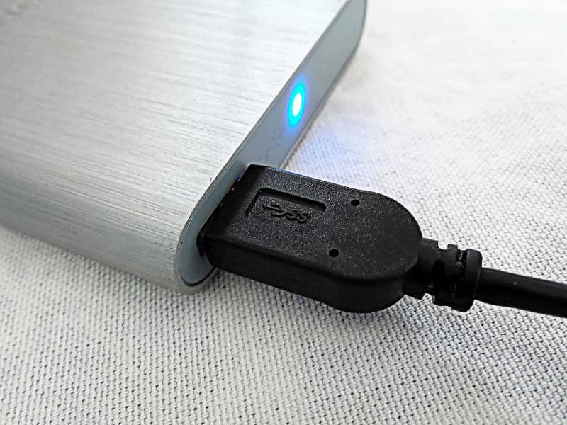 Conectar disco duro externo por USB