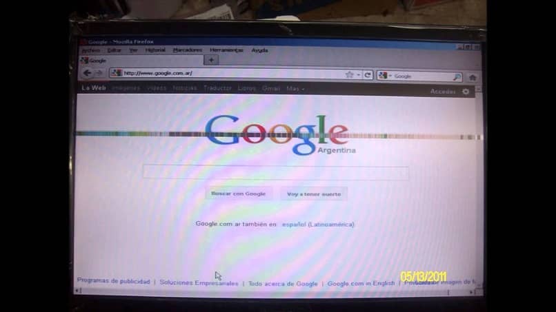How to remove vertical and horizontal lines on a laptop screen