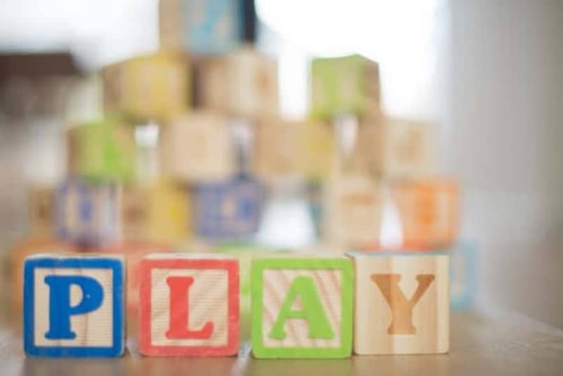 What are the best ideas to start a business selling wooden toys?